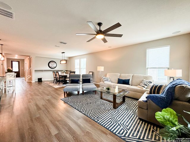 8134 Emmeline Dr,, Boerne, TX 78015
