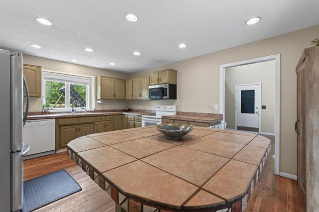 7640 Douglas Drive N, Brooklyn Park, MN 55443