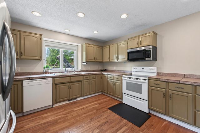 7640 Douglas Drive N, Brooklyn Park, MN 55443