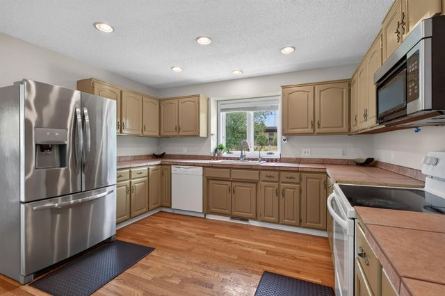 7640 Douglas Drive N, Brooklyn Park, MN 55443