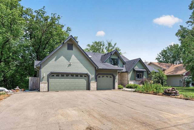 7640 Douglas Drive N, Brooklyn Park, MN 55443