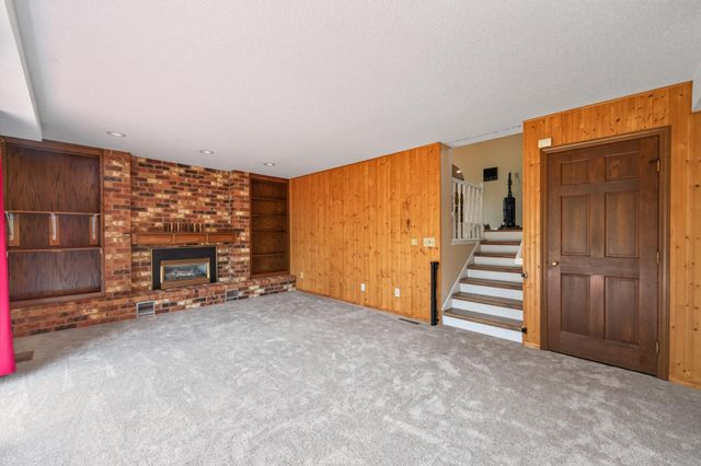 7640 Douglas Drive N, Brooklyn Park, MN 55443