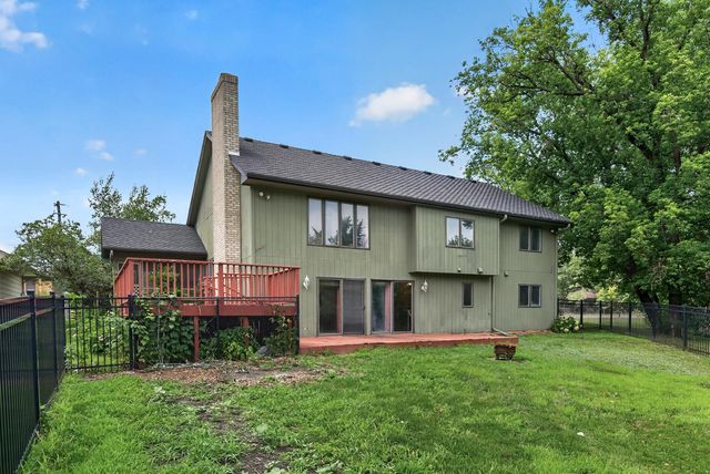 7640 Douglas Drive N, Brooklyn Park, MN 55443