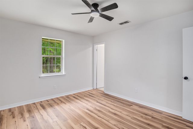 6857 Soda Point Drive, Shreveport, LA 71107