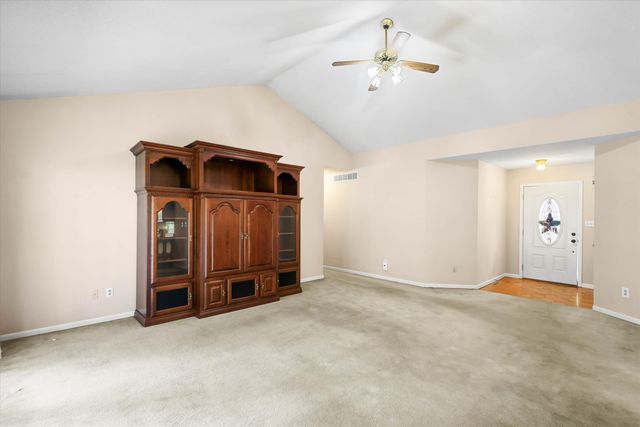 1501 WHITBURN DR, Columbia, MO 65203
