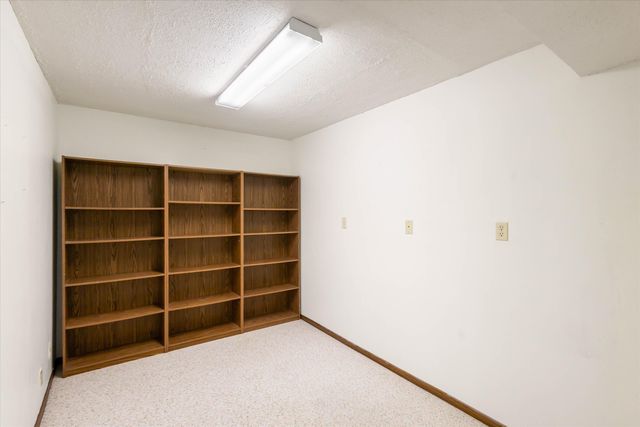 1501 WHITBURN DR, Columbia, MO 65203