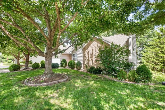1501 WHITBURN DR, Columbia, MO 65203