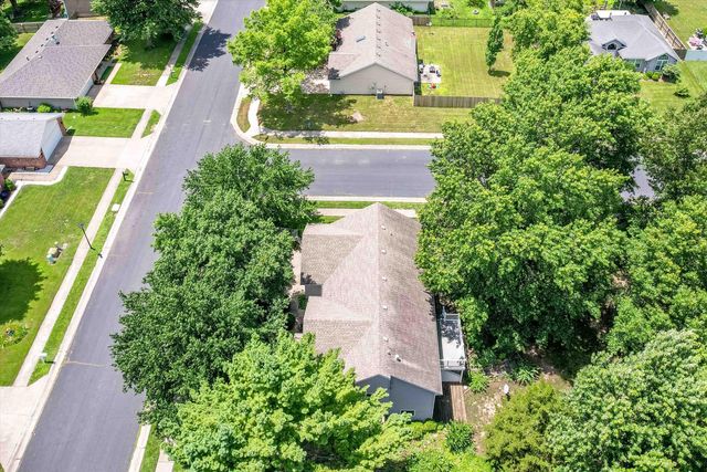 1501 WHITBURN DR, Columbia, MO 65203