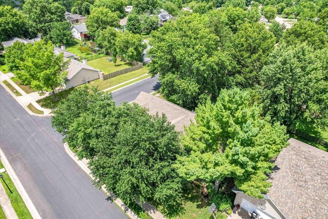 1501 WHITBURN DR, Columbia, MO 65203