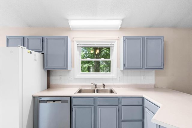 1501 WHITBURN DR, Columbia, MO 65203