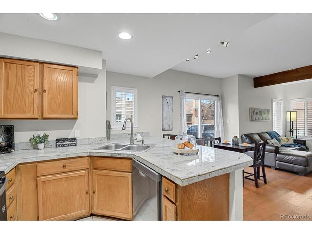 2685 S Dayton Way 232, Denver, CO 80231