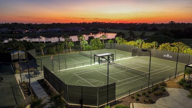 3927 WHISPERING OAKS DRIVE, North Port, FL 34287
