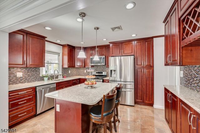 127 Warren St, South Plainfield Boro, NJ 07080