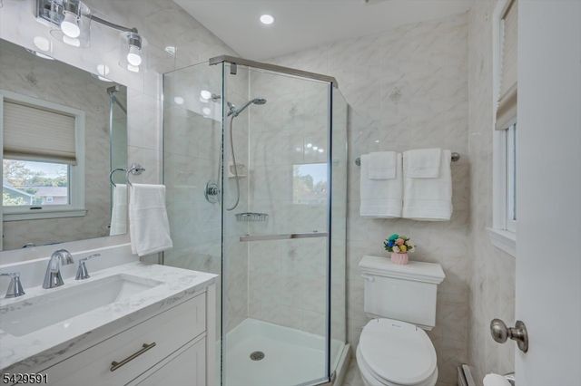 127 Warren St, South Plainfield Boro, NJ 07080