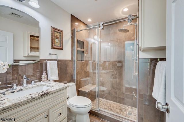127 Warren St, South Plainfield Boro, NJ 07080