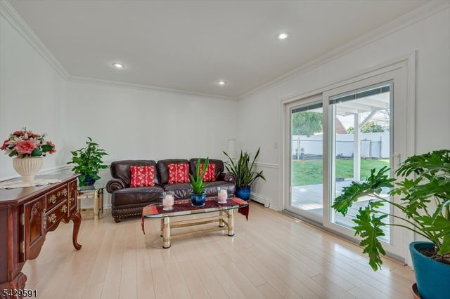 127 Warren St, South Plainfield Boro, NJ 07080