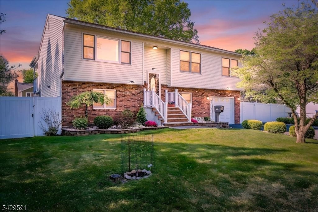 127 Warren St, South Plainfield Boro, NJ 07080
