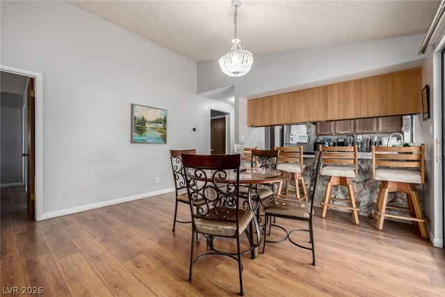 6433 Pearcrest Road, Las Vegas, NV 89108