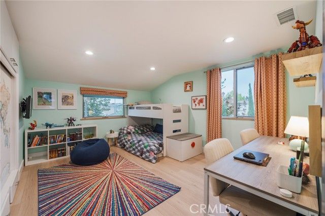 358 Santa Ana, Long Beach, CA 90803