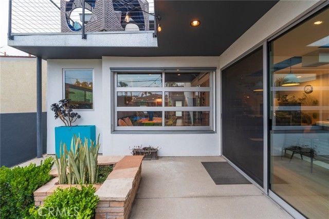 358 Santa Ana, Long Beach, CA 90803