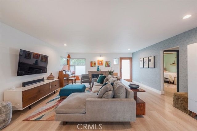 358 Santa Ana, Long Beach, CA 90803