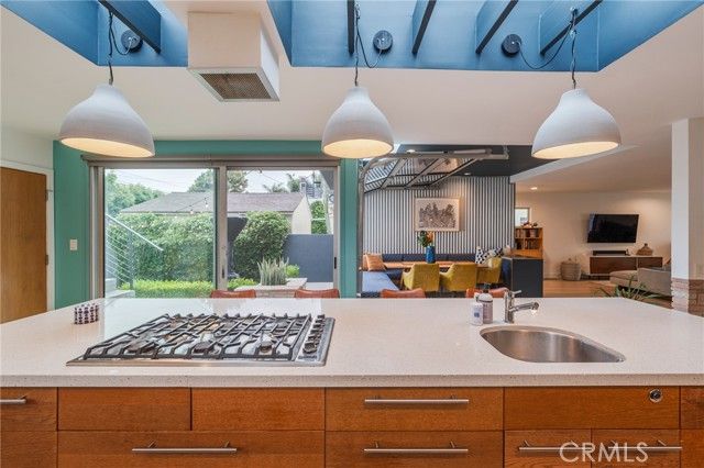 358 Santa Ana, Long Beach, CA 90803