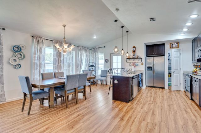 6 Slash Lane, Midway, FL 32343