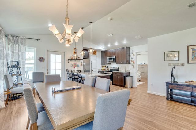 6 Slash Lane, Midway, FL 32343