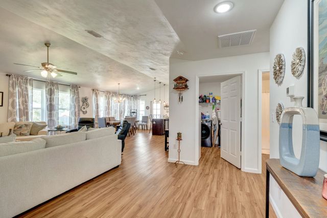 6 Slash Lane, Midway, FL 32343