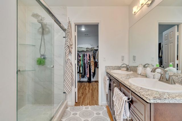 6 Slash Lane, Midway, FL 32343