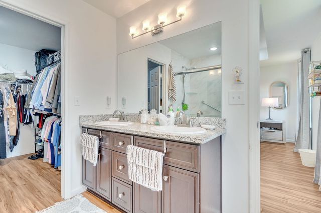 6 Slash Lane, Midway, FL 32343