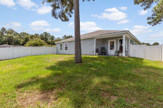 6 Slash Lane, Midway, FL 32343