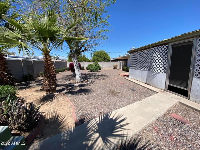 12026 N 103rd Avenue, Sun City, AZ 85351