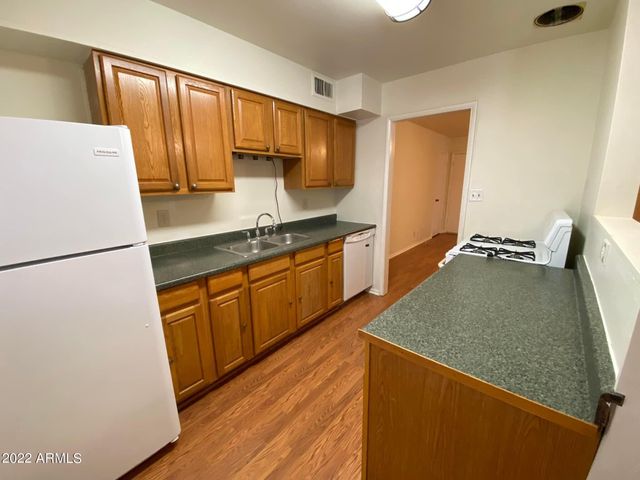 12026 N 103rd Avenue, Sun City, AZ 85351