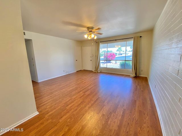 12026 N 103rd Avenue, Sun City, AZ 85351