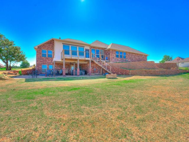 9393 Bear Creek Road, Guthrie, OK 73044