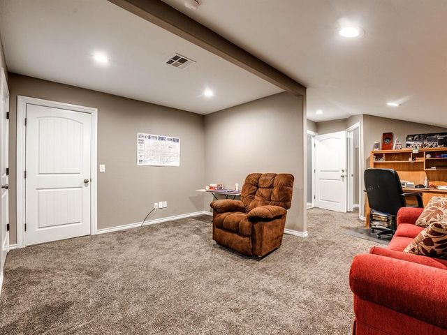 9393 Bear Creek Road, Guthrie, OK 73044