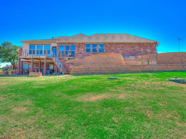 9393 Bear Creek Road, Guthrie, OK 73044