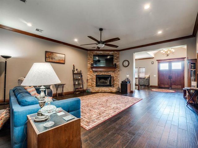 9393 Bear Creek Road, Guthrie, OK 73044