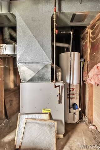 108 West Toulon Drive, Cheektowaga, NY 14227