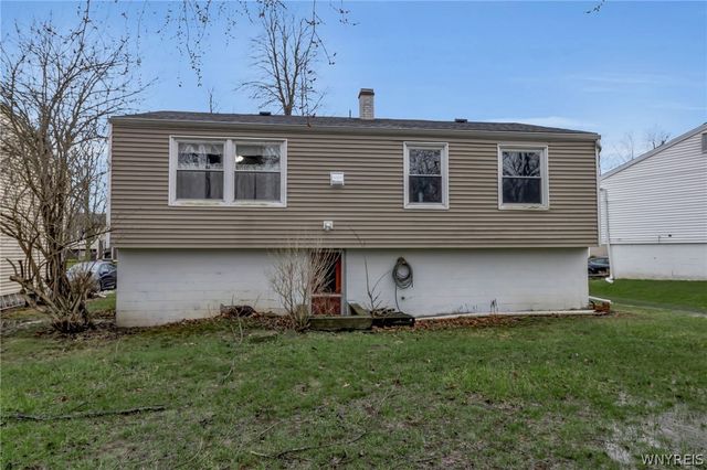 108 West Toulon Drive, Cheektowaga, NY 14227