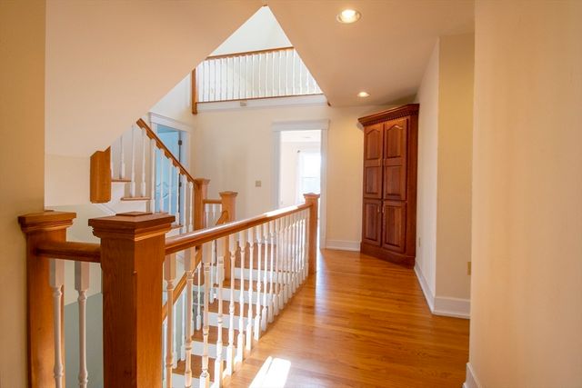 365 Middle St, Amherst, MA 01002