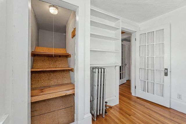 20 Lawndale Avenue, Nashua, NH 03060