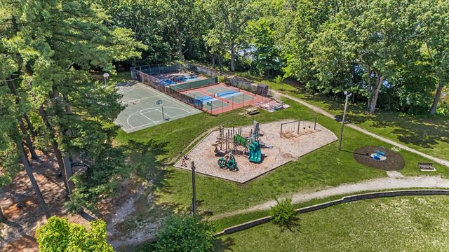 20 Lawndale Avenue, Nashua, NH 03060