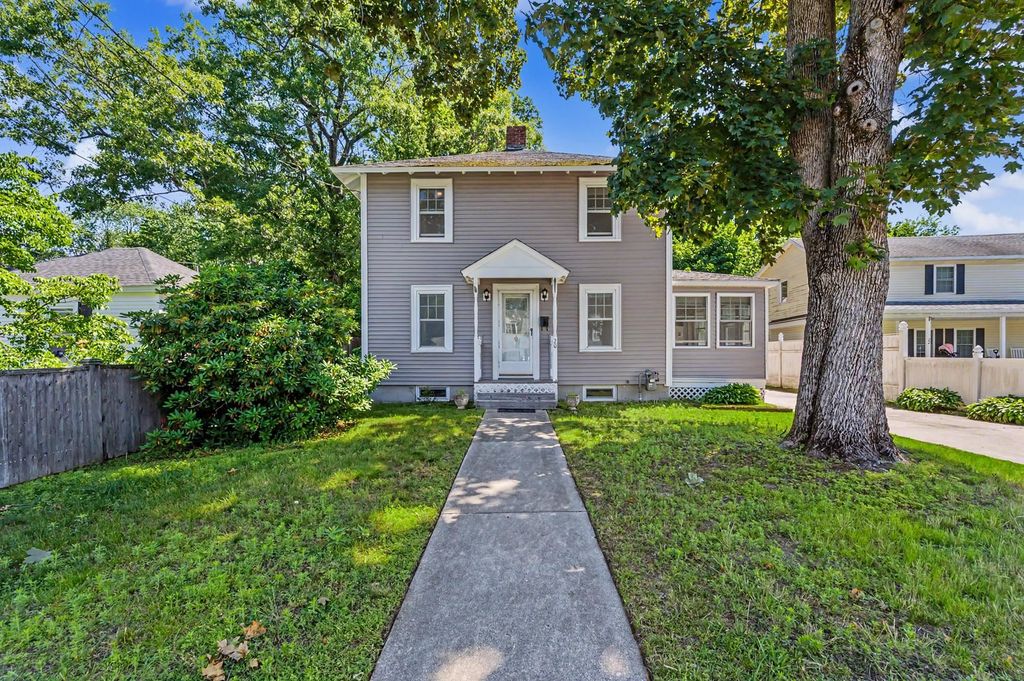 20 Lawndale Avenue, Nashua, NH 03060