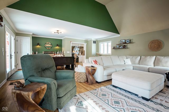 1241 E 400 S, Lebanon, IN 46052