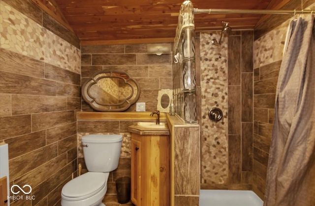 1241 E 400 S, Lebanon, IN 46052