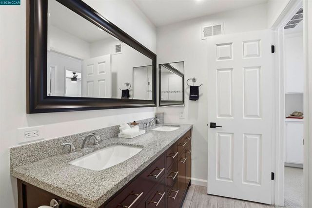 589 Zephyr Cir, Danville, CA 94526