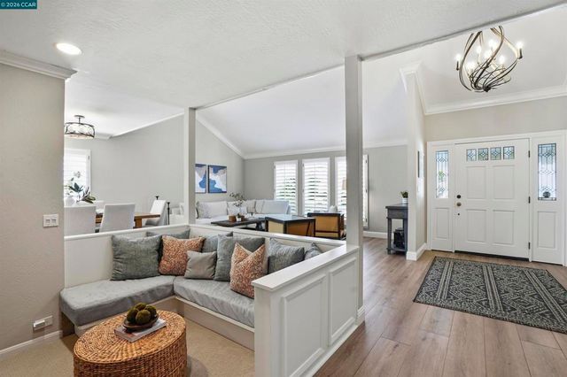 589 Zephyr Cir, Danville, CA 94526
