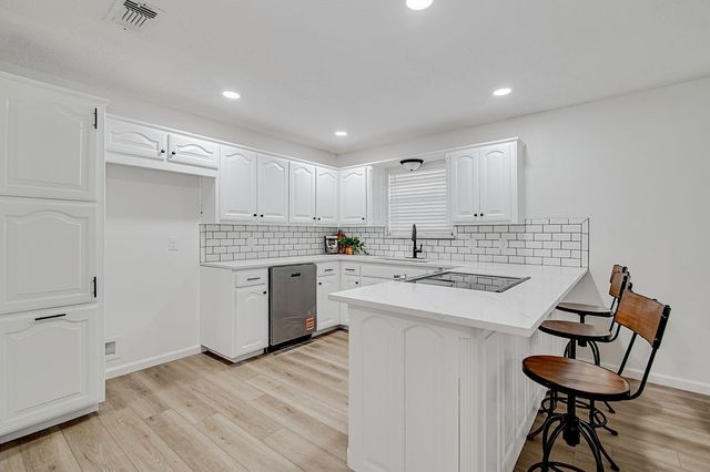 341 Dian Street, Burleson, TX 76028